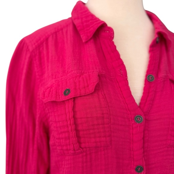 We the Free Magenta Pink Long Sleeved Gauze Button Up Lightweight Pockets Sz Med - Picture 5 of 12
